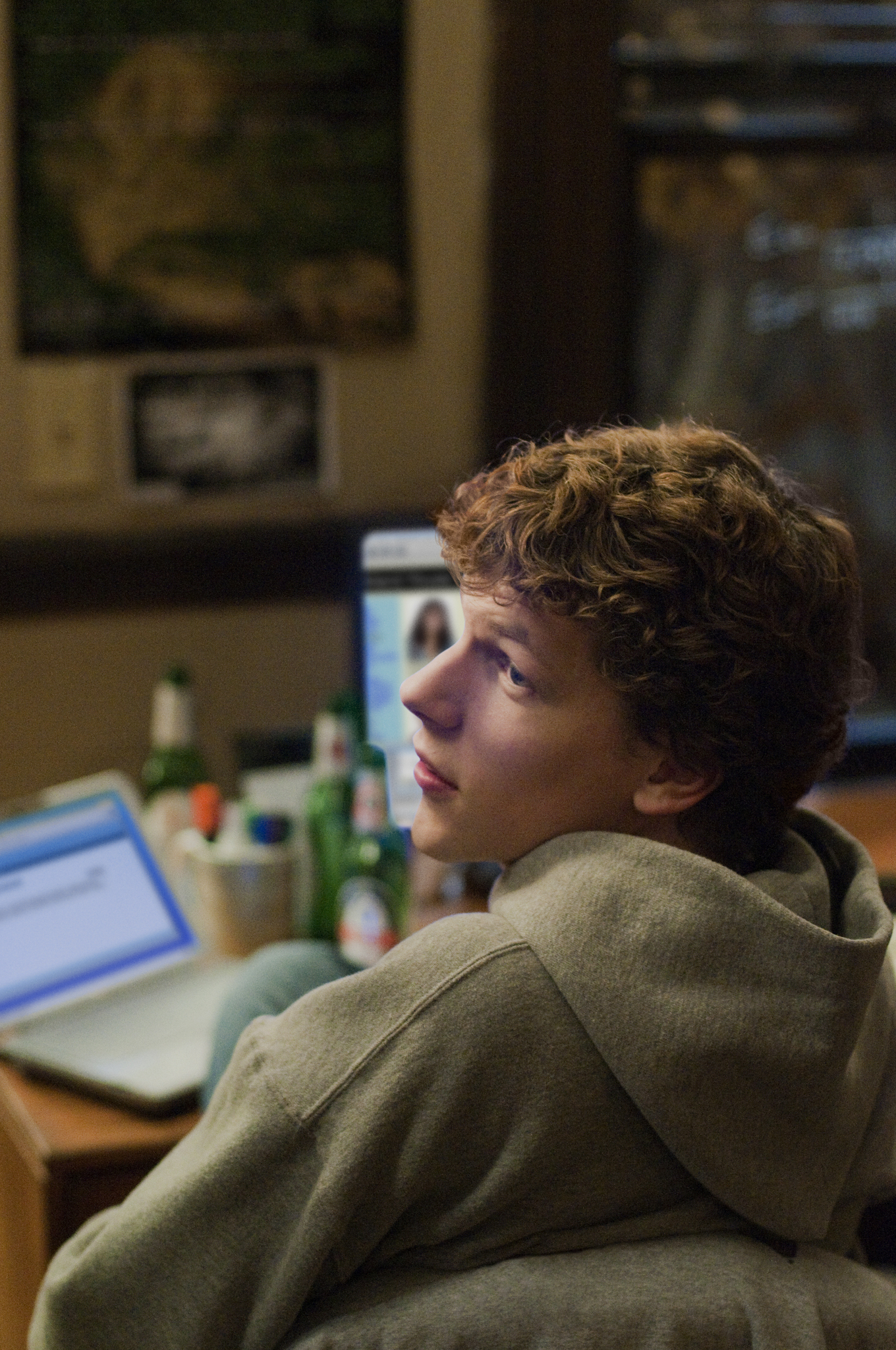 Still of Jesse Eisenberg in The Social Network (2010)