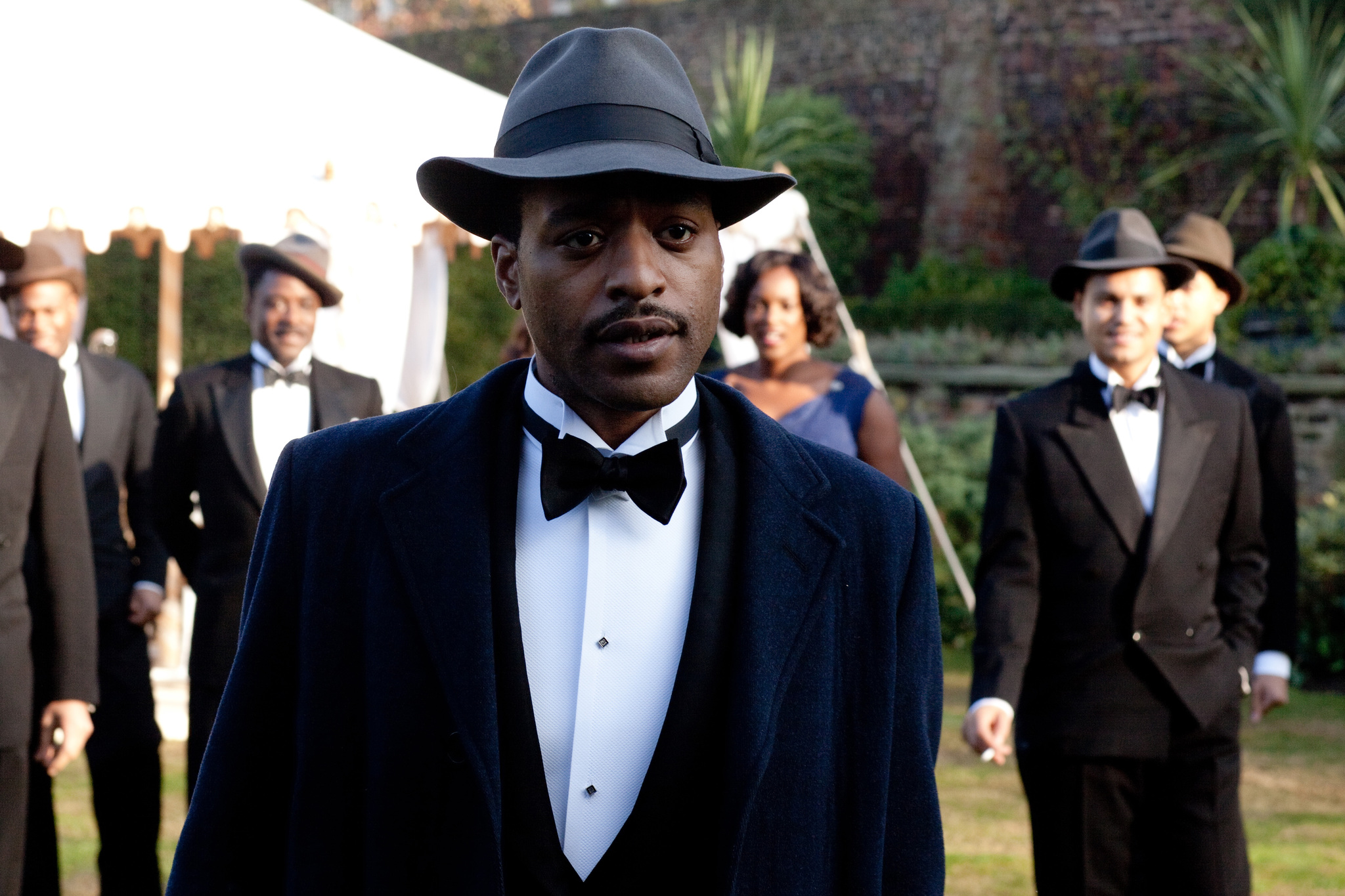 Still of Chiwetel Ejiofor, Jay Phelps and Oroh Angiama in Dancing on the Edge (2013)