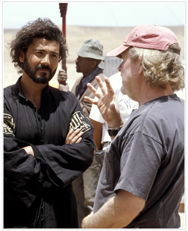 Khaled Nabawy and Ridley Scott during shooting Kingdom Of Heaven