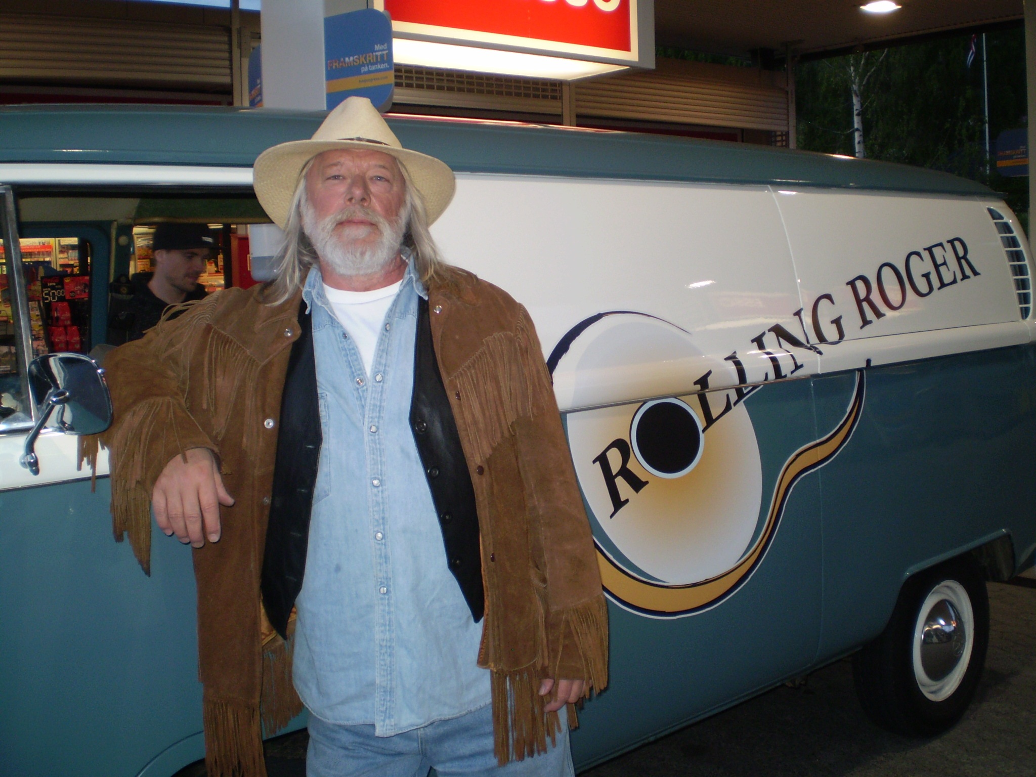 'Rolling Roger' vagabond entertainer...