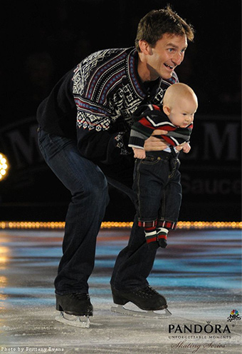 Todd Eldredge with his baby boy, Ayrton