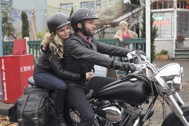 Still of Eion Bailey, Beverley Elliott and Jennifer Morrison in Once Upon a Time (2011)