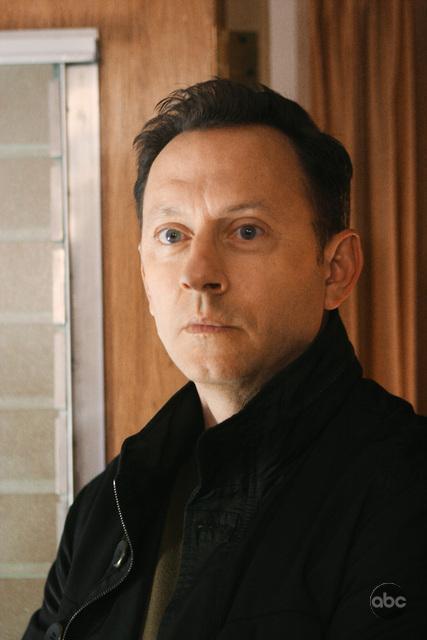 Still of Michael Emerson in Dinge (2004)