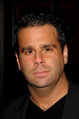 Randall Emmett at event of 16 kvartalu (2006)