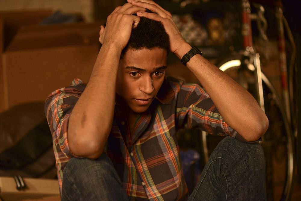 Still of Alfred Enoch in How to Get Away with Murder (2014)