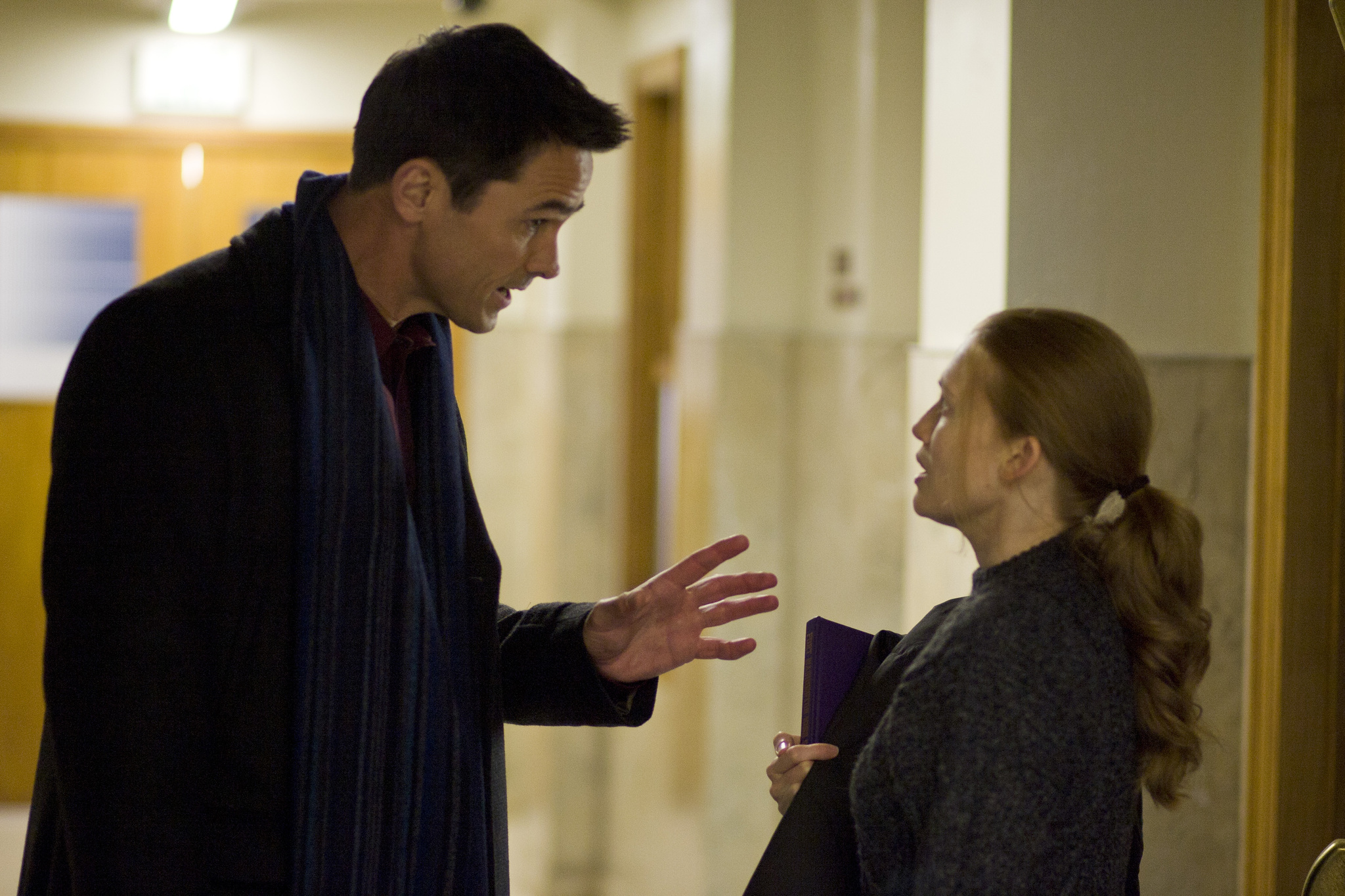 Still of Billy Campbell and Mireille Enos in Zmogzudyste (2011)