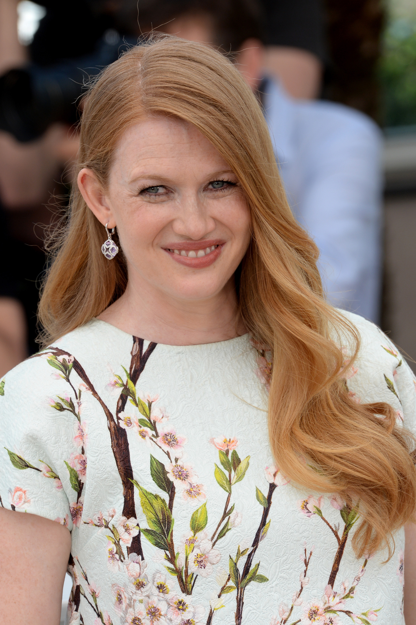 Mireille Enos at event of The Captive (2014)