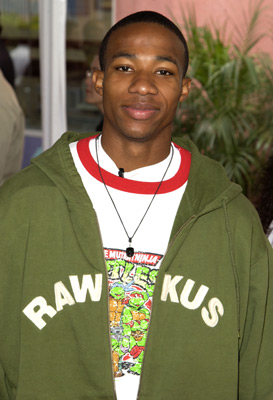 Arlen Escarpeta at event of Dr. Seuss' The Cat in the Hat (2003)