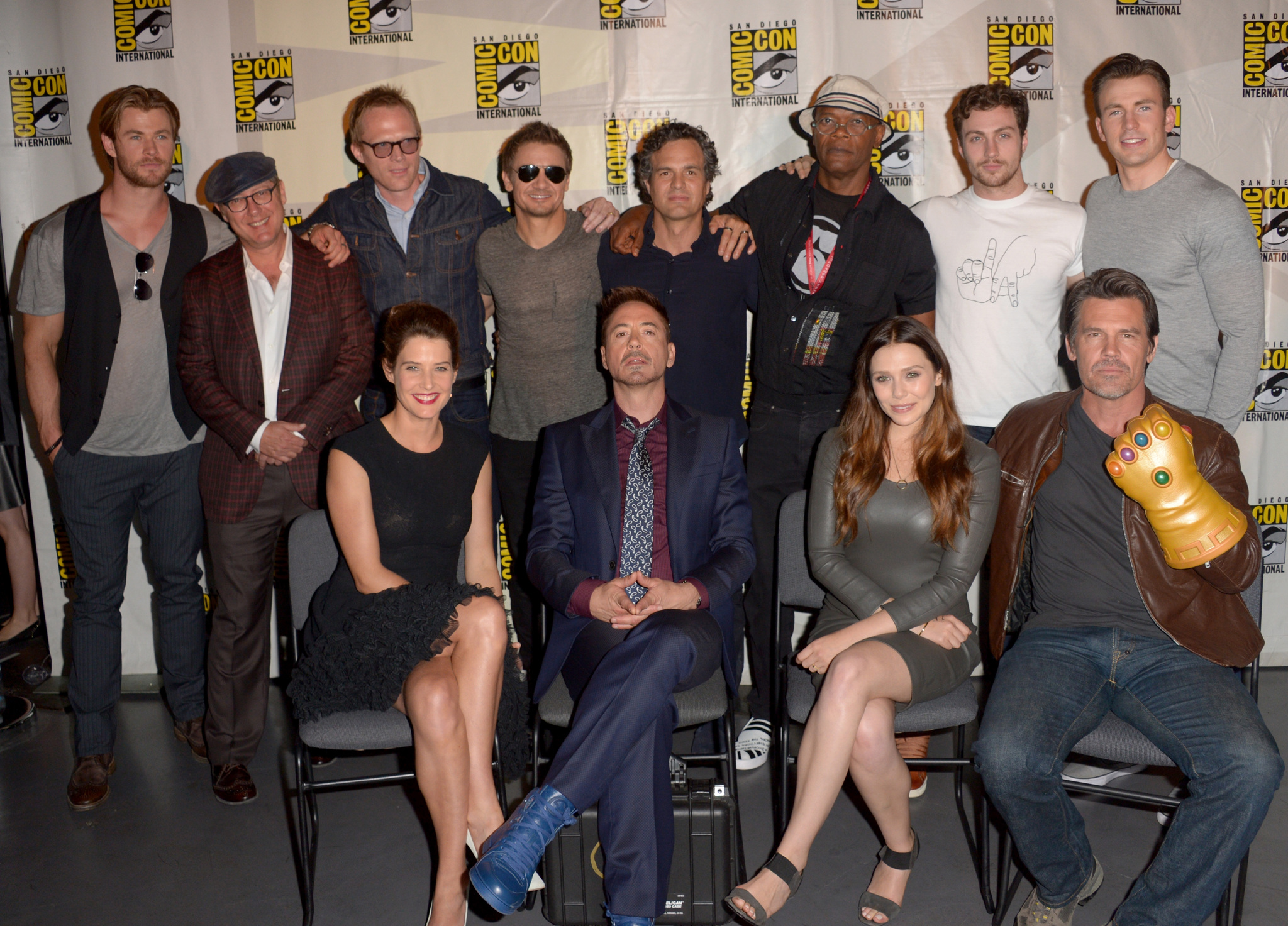 Robert Downey Jr., James Spader, Josh Brolin, Paul Bettany, Chris Evans, Elizabeth Olsen, Jeremy Renner, Mark Ruffalo, Aaron Taylor-Johnson, Cobie Smulders and Chris Hemsworth