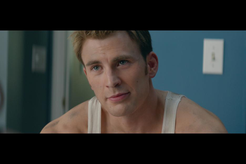 Still of Chris Evans in Kapitonas Amerika: ziemos karys (2014)