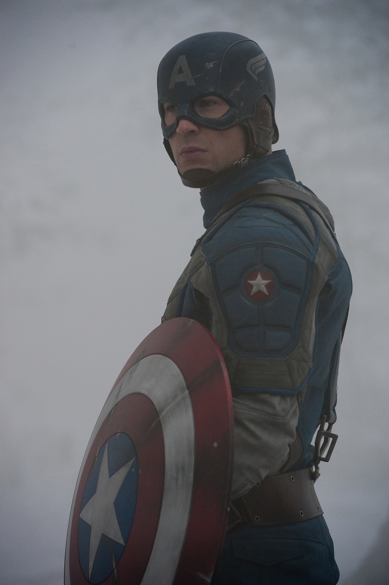 Still of Chris Evans in Kapitonas Amerika: pirmasis kersytojas (2011)