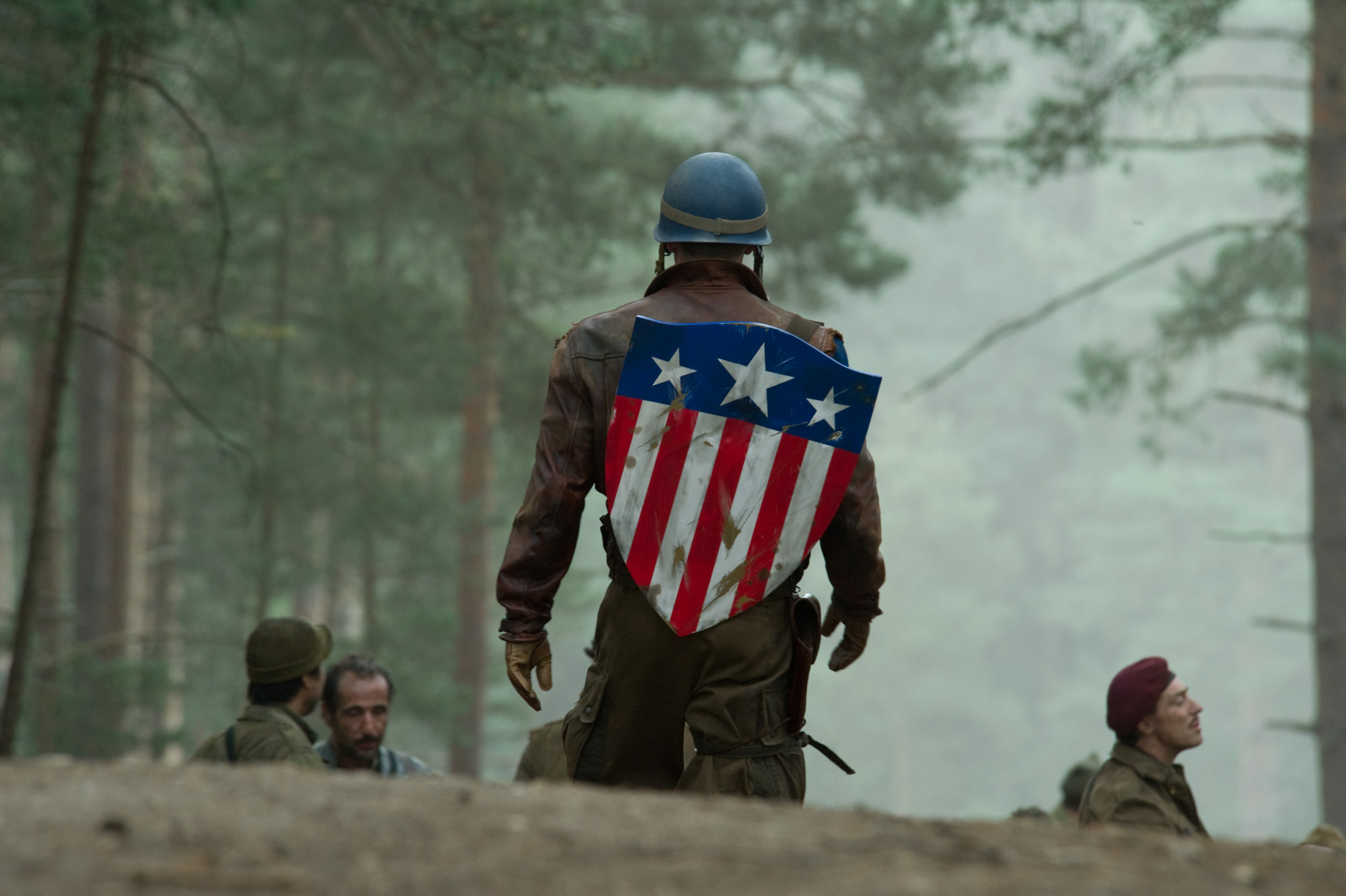 Still of Chris Evans in Kapitonas Amerika: pirmasis kersytojas (2011)