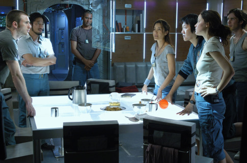 Still of Michelle Yeoh, Troy Garity, Rose Byrne, Chris Evans, Cillian Murphy, Hiroyuki Sanada and Benedict Wong in Gestanti saule (2007)