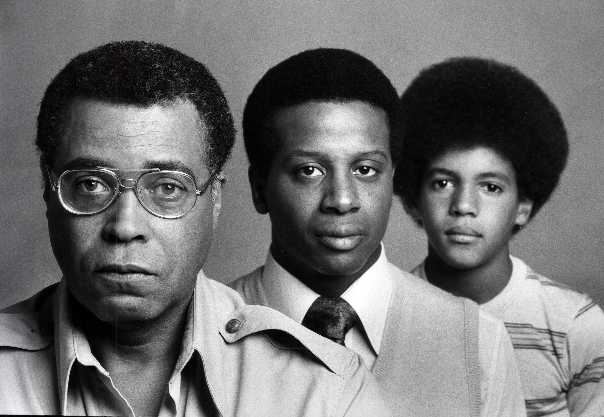 Still of James Earl Jones, Damon Evans and Kristoff St. John in Roots: The Next Generations (1979)