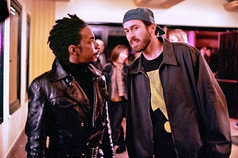 Dwight Ewell and Jason Lee in 'JAY AND SILENT BOB STRIKE BACK'.