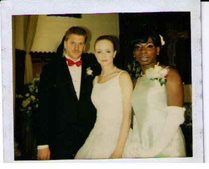 Dwight Ewell as Peaches in the wedding scene from the film 'The Guru' with Actors Dash Mihok and Heather Graham.