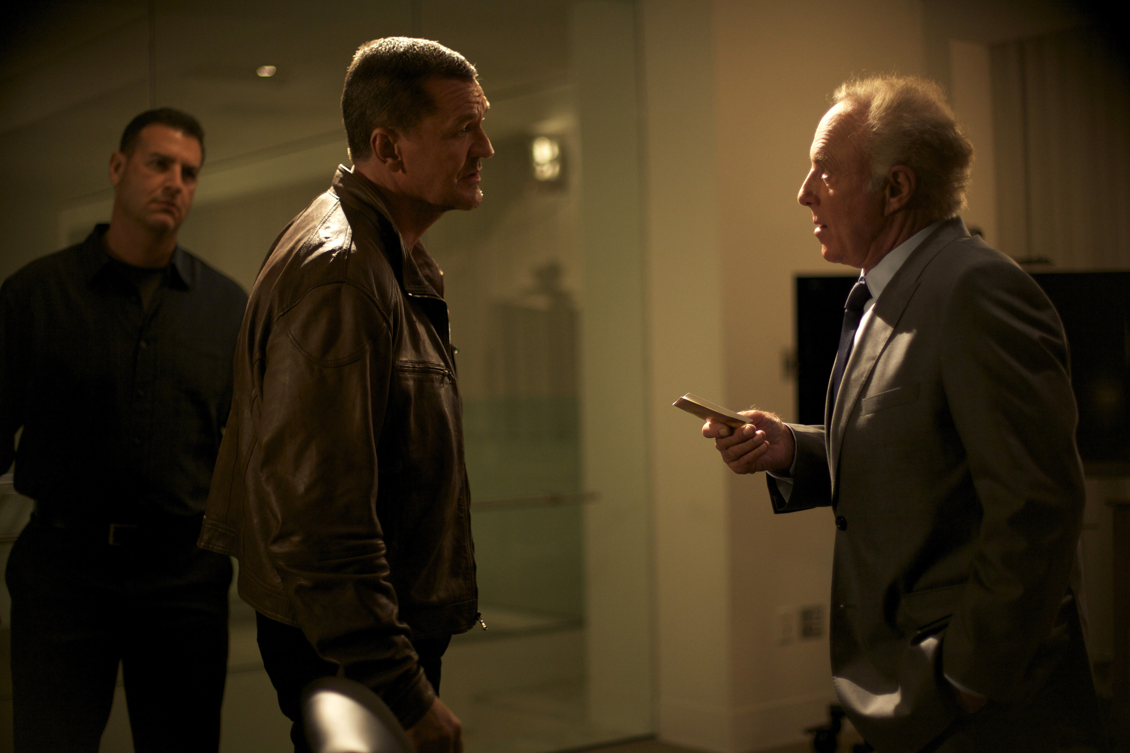 Still of James Caan and Craig Fairbrass in The Outsider (2014)