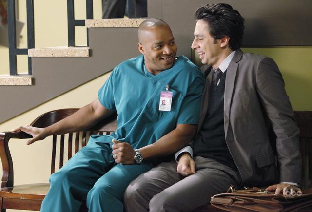 Still of Zach Braff and Donald Faison in Scrubs (2001)