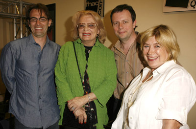 Gena Rowlands, Frédéric Auburtin, Marianne Faithfull and Vincenzo Natali at event of Paris, je t'aime (2006)