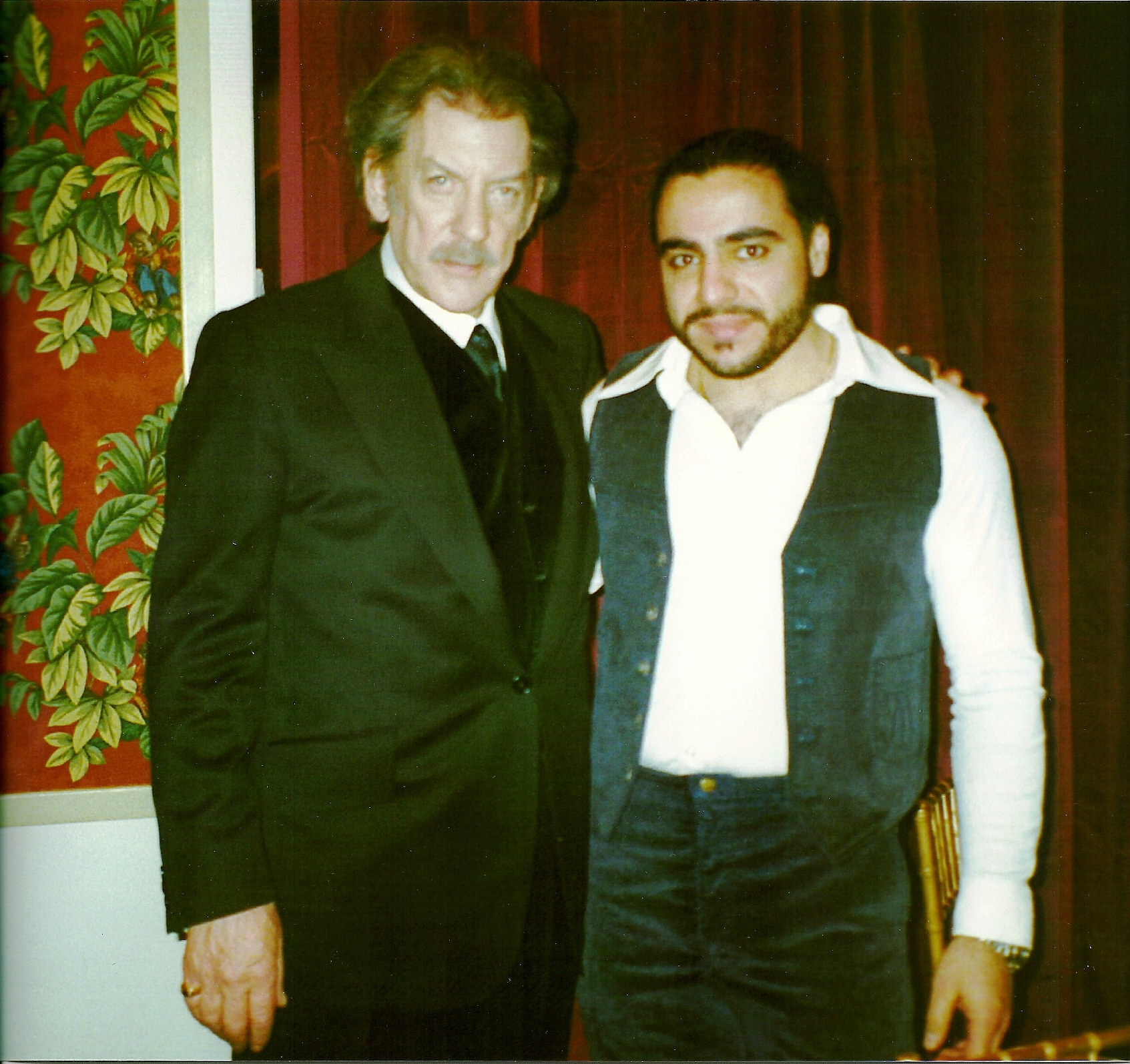 Frank Falcone,Donald Sutherland