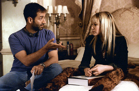 Hilary Duff and Jim Fall in The Lizzie McGuire Movie (2003)