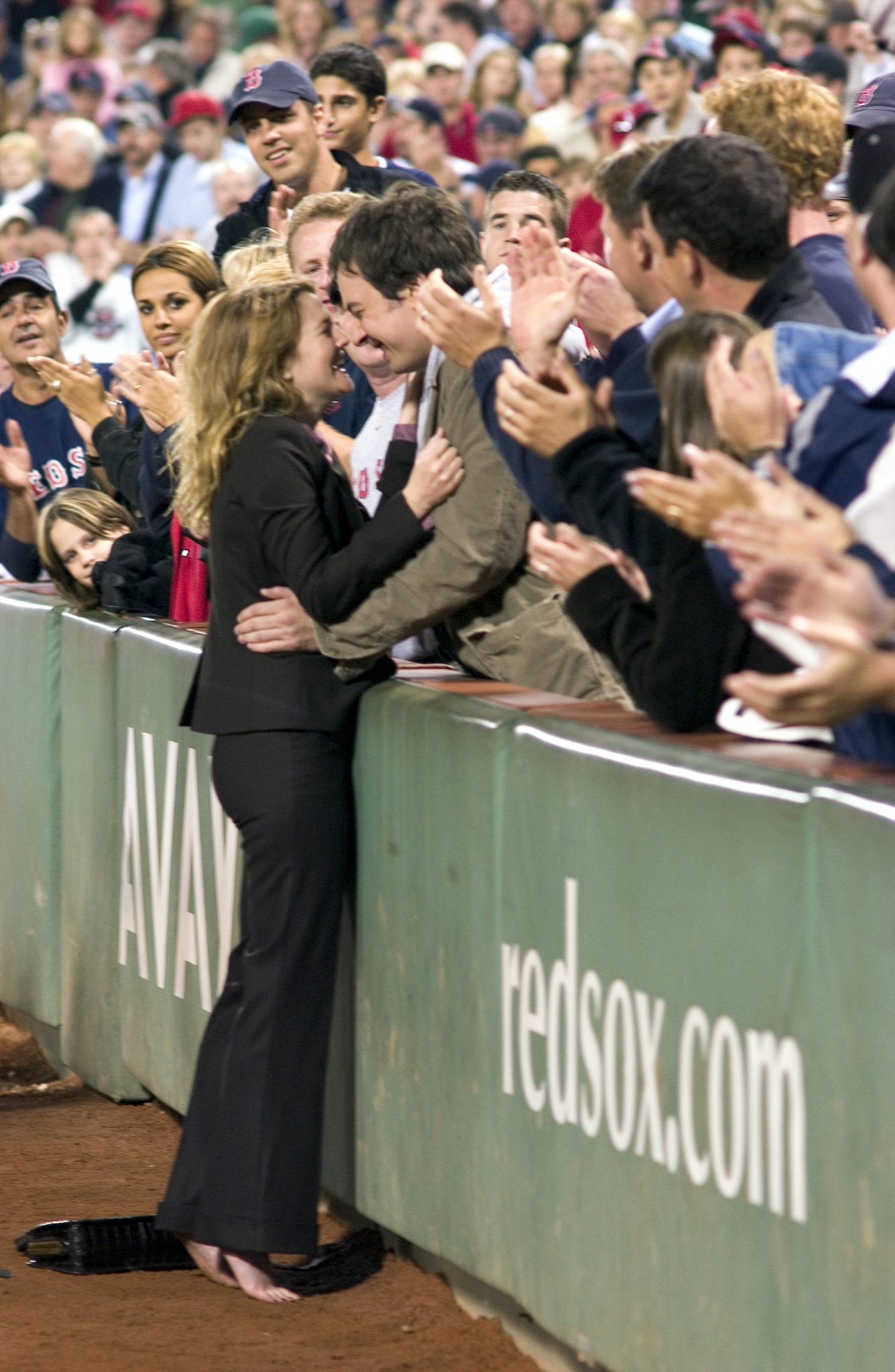 Still of Drew Barrymore and Jimmy Fallon in Fever Pitch (2005)