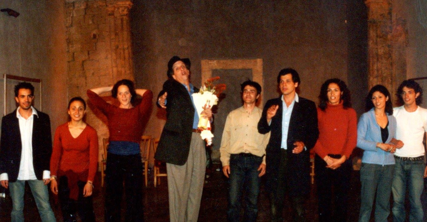 Francesca Fanti with Vincent Schiavelli and the rest of the cast of 