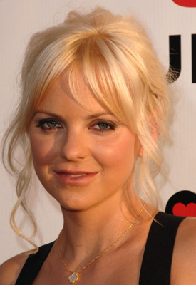 Anna Faris at event of Bjauri tiesa (2009)