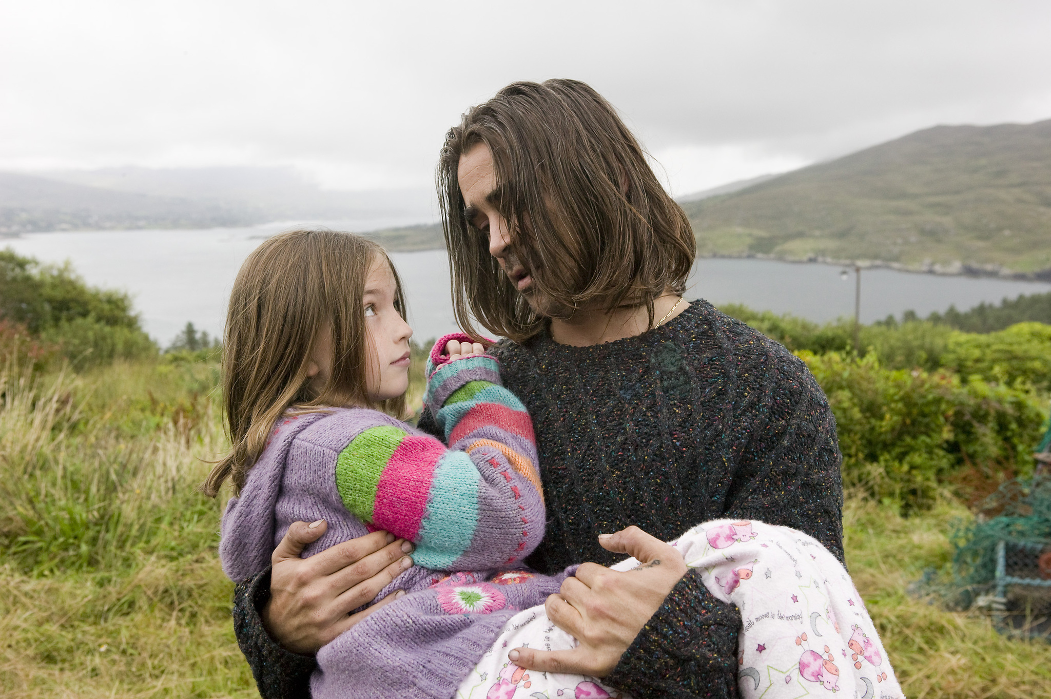 Still of Colin Farrell and Alison Barry in Ondine (2009)