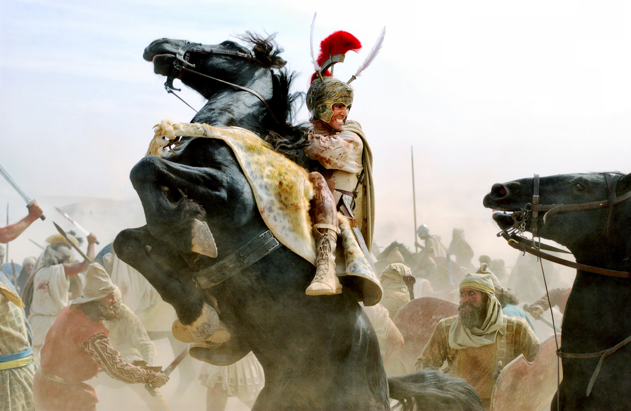 Still of Colin Farrell in Alexander (2004)