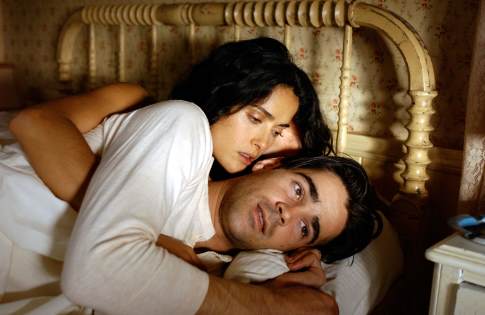 Still of Salma Hayek and Colin Farrell in Ask the Dust (2006)