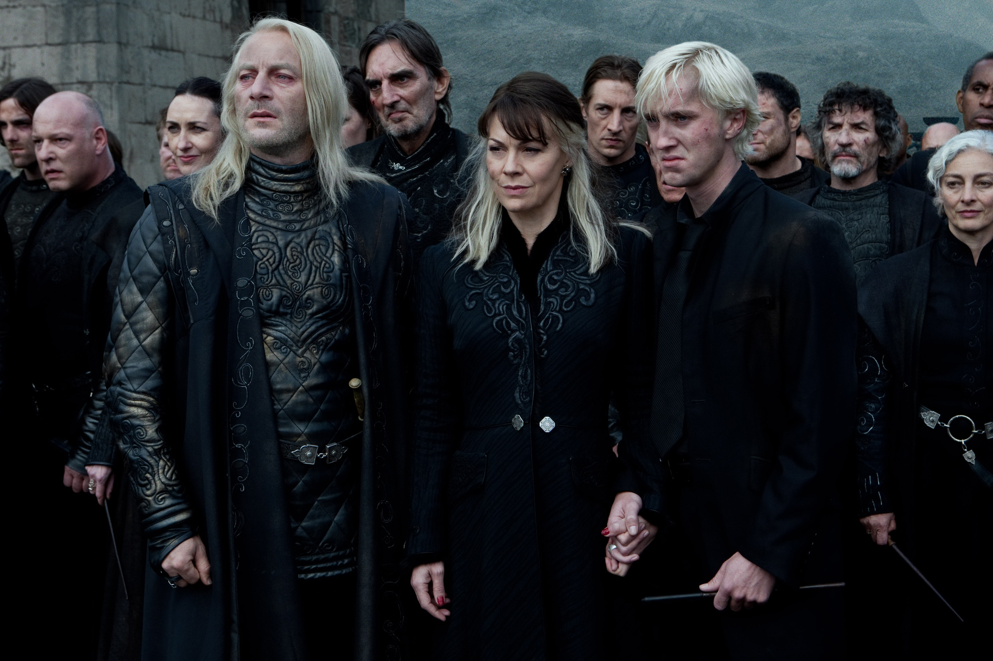 Still of Jason Isaacs, Tom Felton and Helen McCrory in Haris Poteris ir mirties relikvijos. 2 dalis (2011)