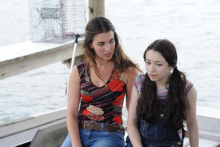 Still of Jodelle Ferland and Rainey Qualley in Mighty Fine (2012)