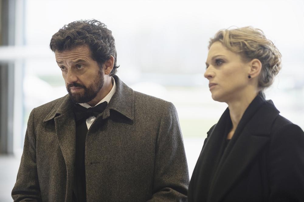 Still of Kristin Lehman and Louis Ferreira in Motive (2013)