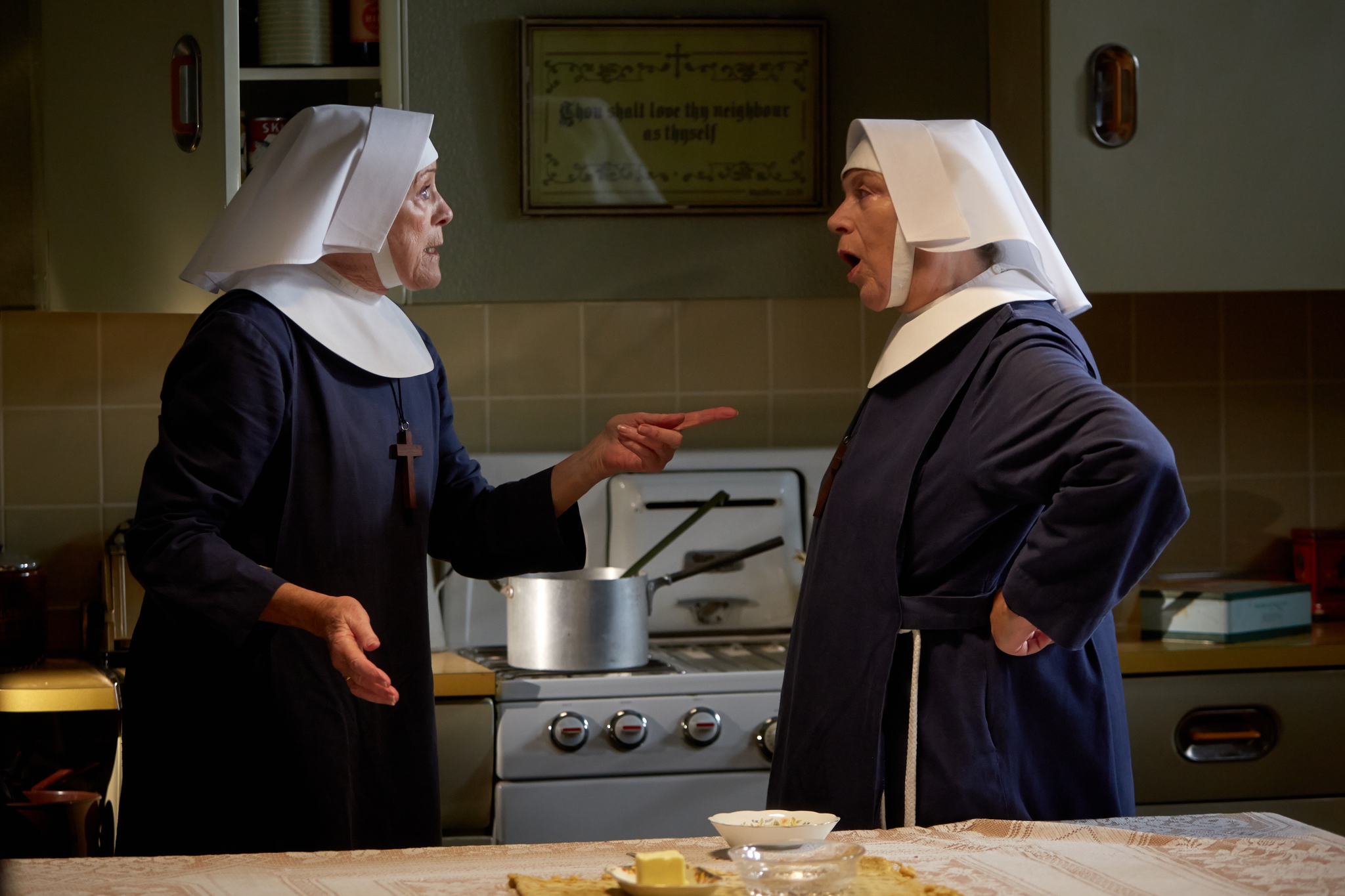 Still of Pam Ferris and Judy Parfitt in Call the Midwife (2012)