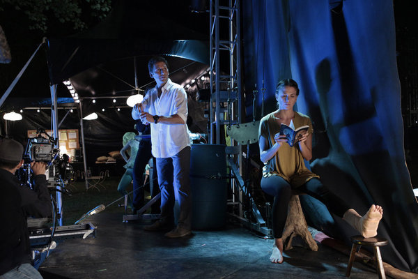 Still of Mark Feuerstein and Sutton Foster in Royal Pains: Bottoms Up (2012)