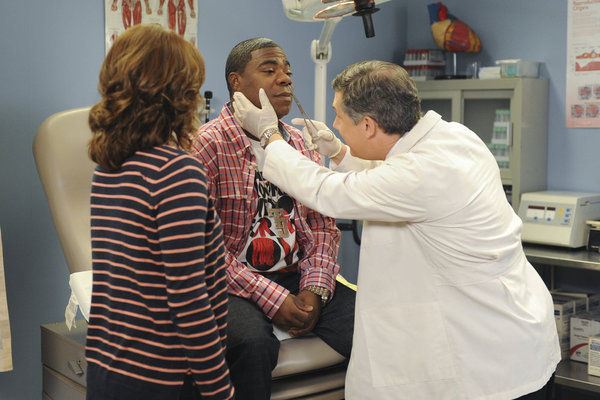 Still of Tina Fey and Tracy Morgan in 30 Rock (2006)