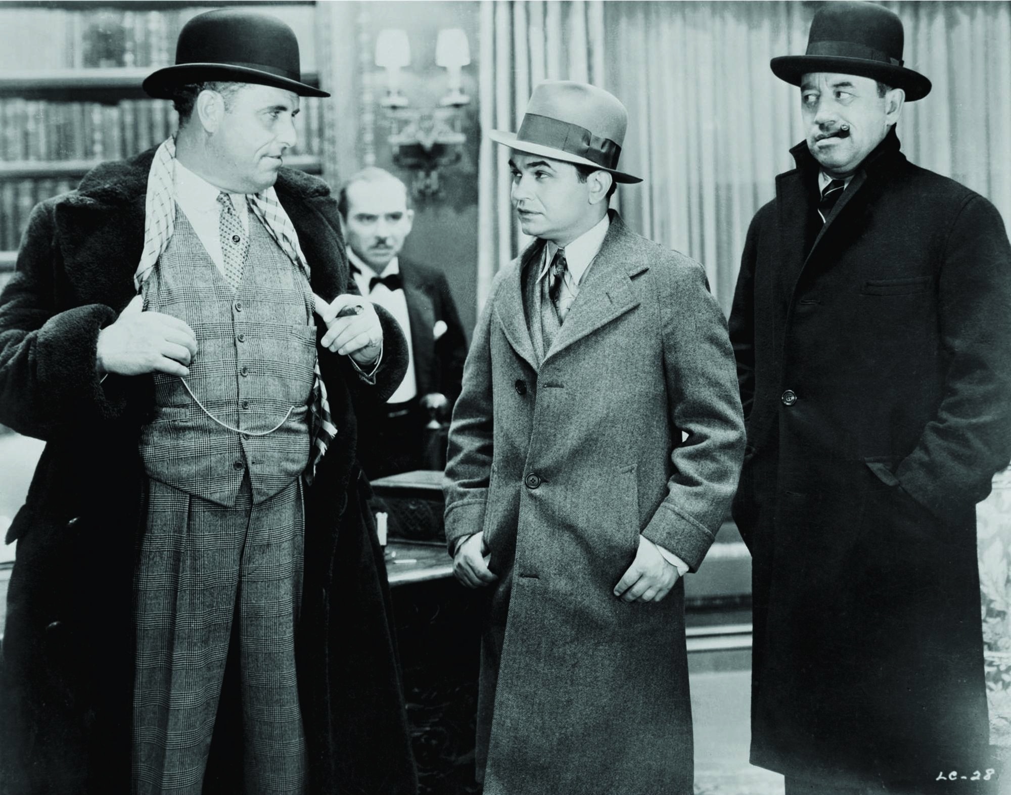 Still of Edward G. Robinson, Stanley Fields and Ralph Ince in Little Caesar (1931)