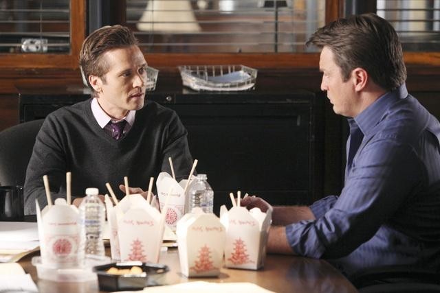 Still of Seamus Dever and Nathan Fillion in Kastlas (2009)