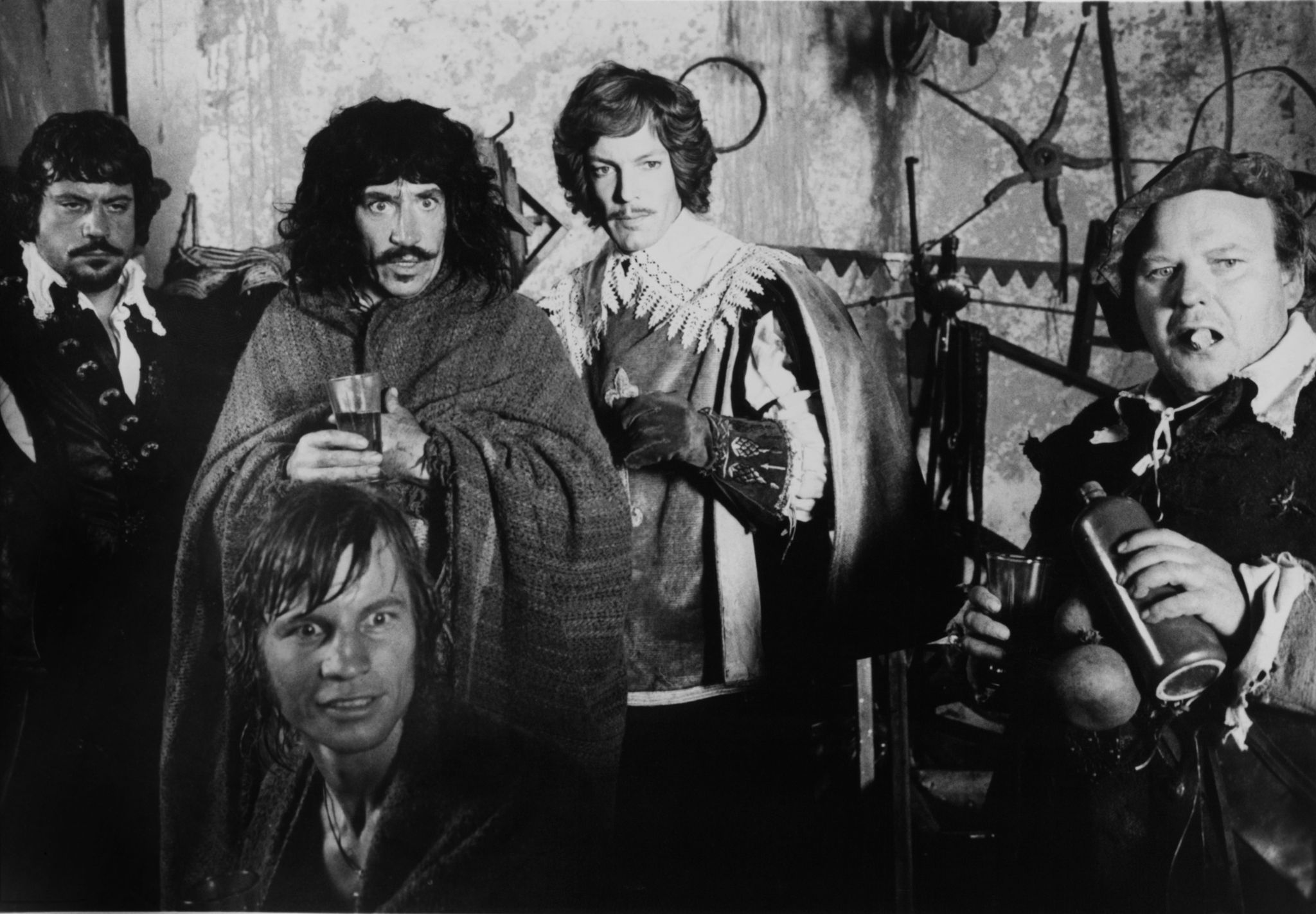 Still of Richard Chamberlain, Oliver Reed, Michael York and Frank Finlay in The Four Musketeers (1974)