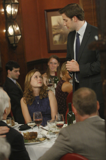 Still of Jenna Fischer and John Krasinski in The Office (2005)