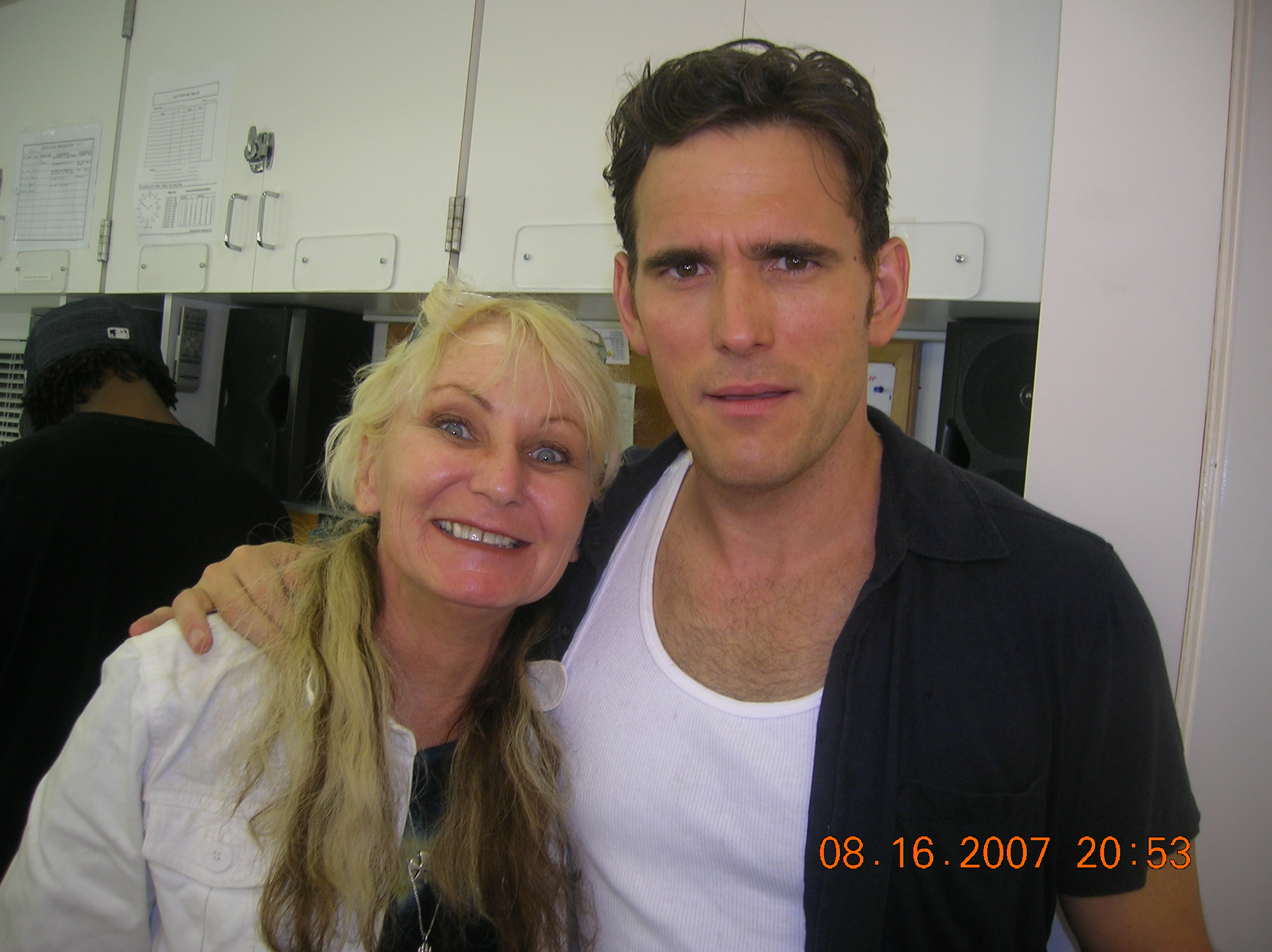 RAMONA AND MATT DILLION ON 3RD FILM TO WORK TOGETHER ON 'OLD DOGS' FILMED IN NY AND CONNETICUT.LOVE MATT'S HAIR ...
