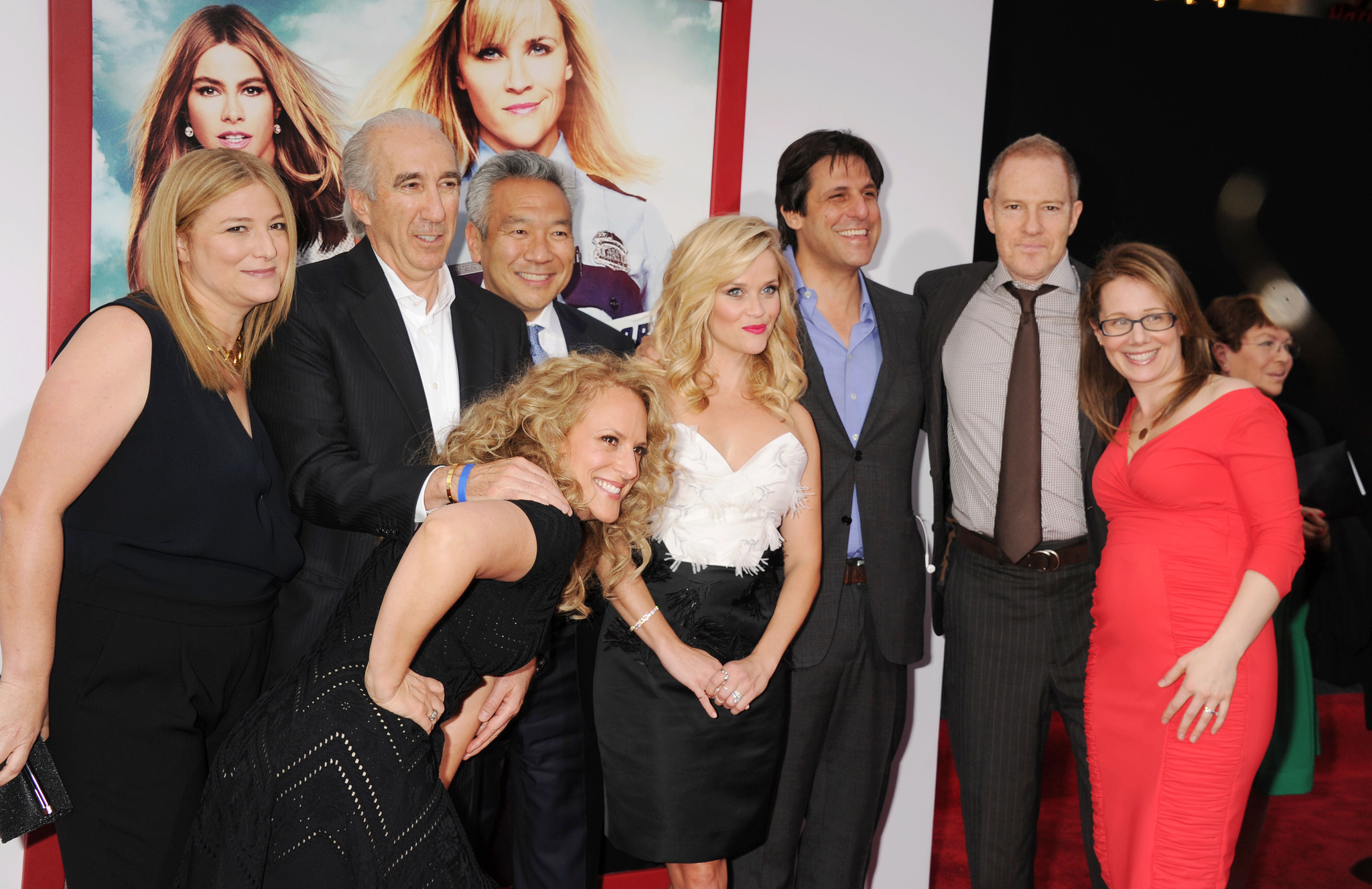 Reese Witherspoon, Gary Barber, Toby Emmerich, Anne Fletcher, Jonathan Glickman, Bruna Papandrea, Dana Fox and Kevin Tsujihara at event of Karstos gaudynes (2015)
