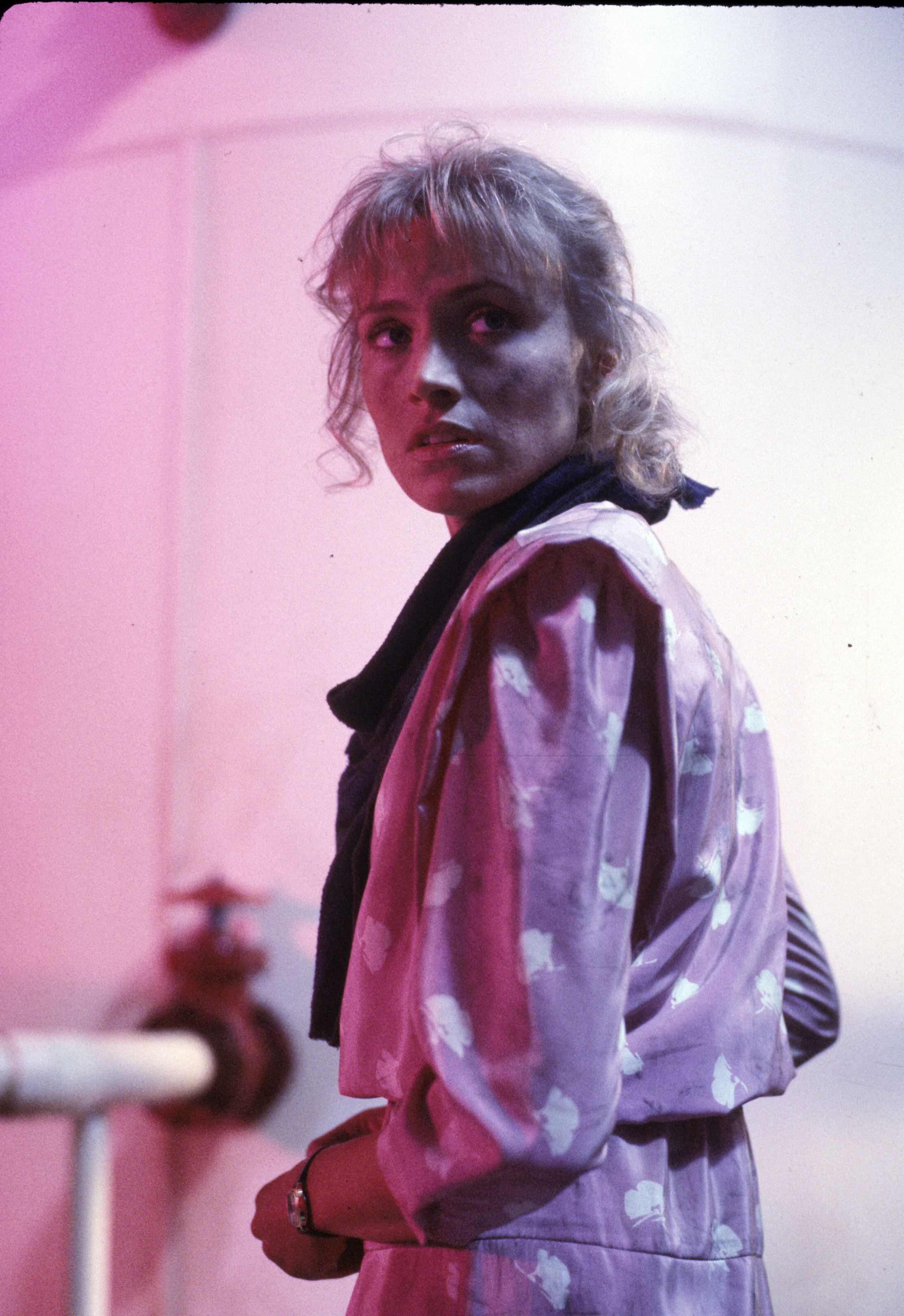 Still of Darlanne Fluegel in MacGyver (1985)