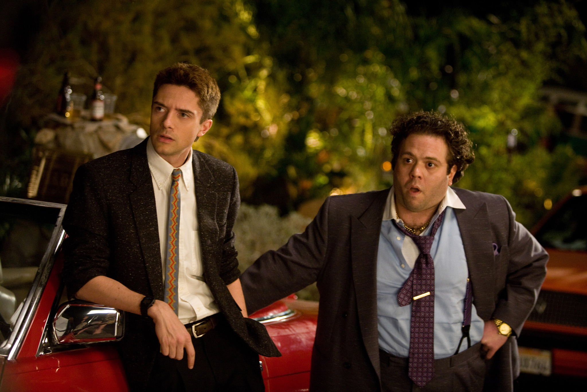 Still of Dan Fogler and Topher Grace in Take Me Home Tonight (2011)
