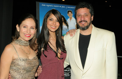 Ineabelle Colón, Carlos Esteban Fonseca and Roselyn Sanchez at event of Cayo (2005)