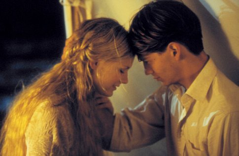 Still of Kirsten Dunst and Trent Ford in Deeply (2000)