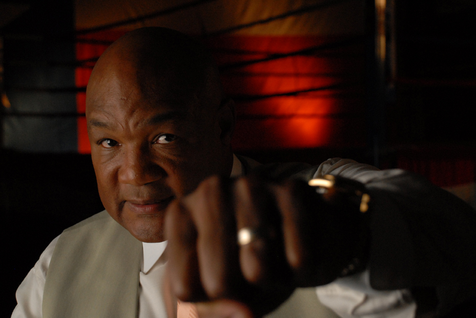 Still of George Foreman in Facing Ali (2009)