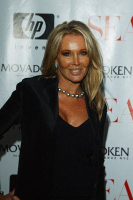 Christine Peters at event of Seamless (2005)