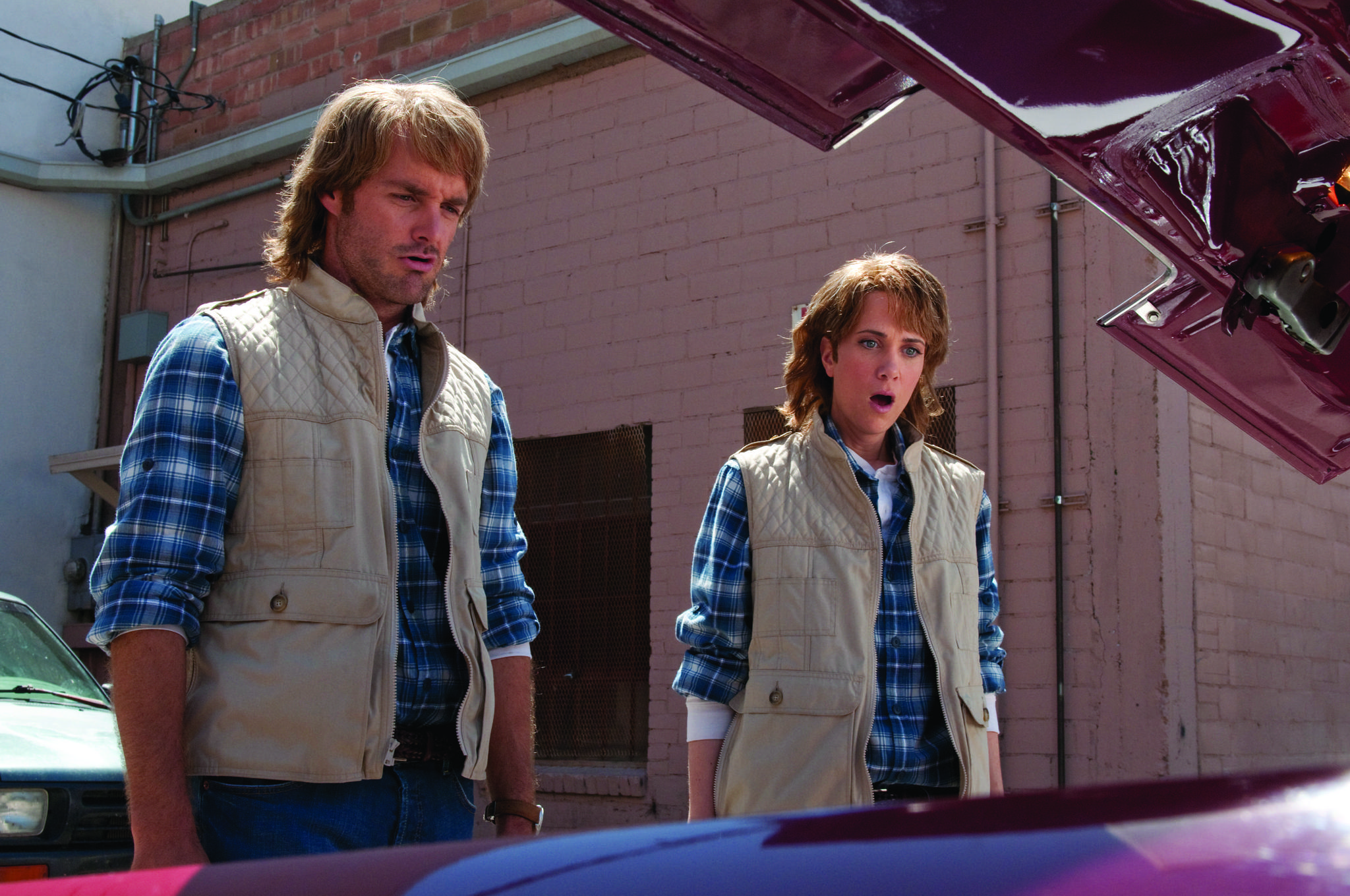 Still of Will Forte and Kristen Wiig in MacGruber (2010)